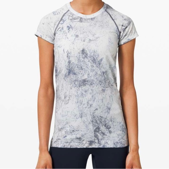 lululemon athletica Tops - Tie Dye Lululemon Swiftly Tech Short Sleeve